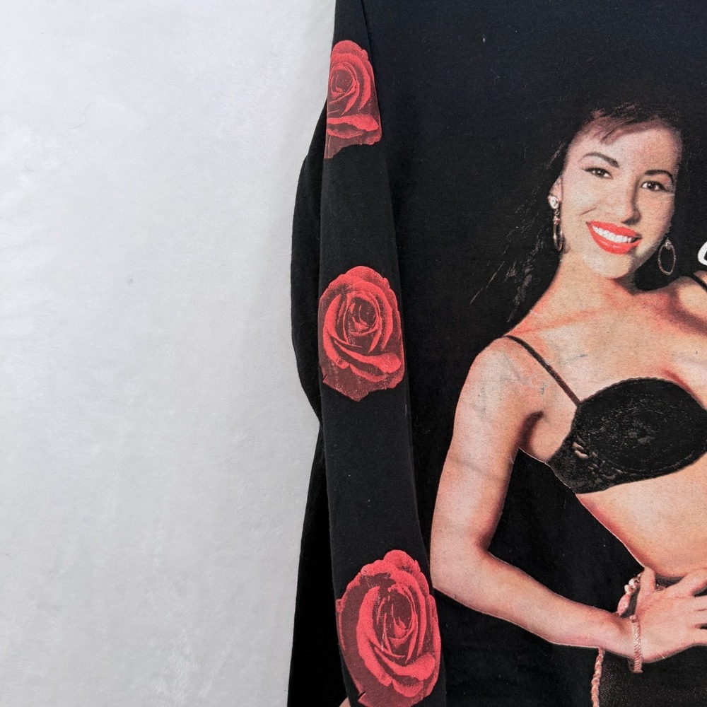 Selena Quintanilla T Shirt Mens S Black Long Sleeve Roses - Picture 4 of 8